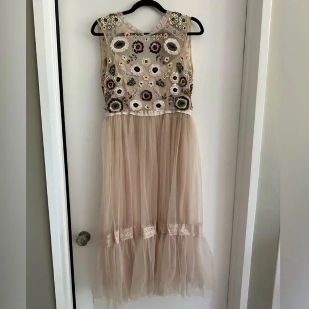 Needle + Thread Dress - Size 6 - Picture 2 of 7